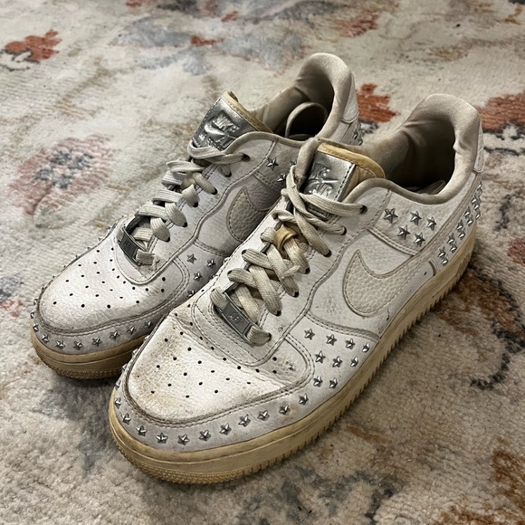 Nike Air Force 1 Star Studded - Picture 1 of 3